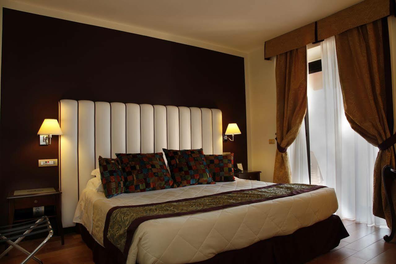 Baia Taormina Hotels & Spa Forza dʼAgro Exterior foto